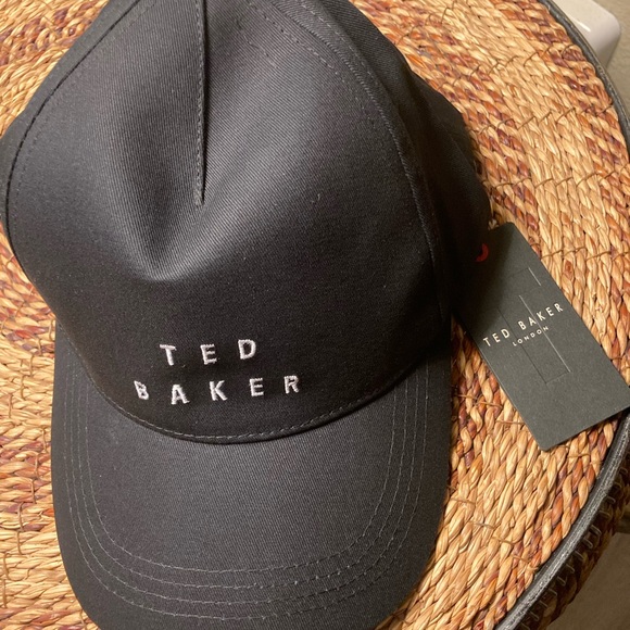 Ted Baker Other - Ted Baker new black hat M/L